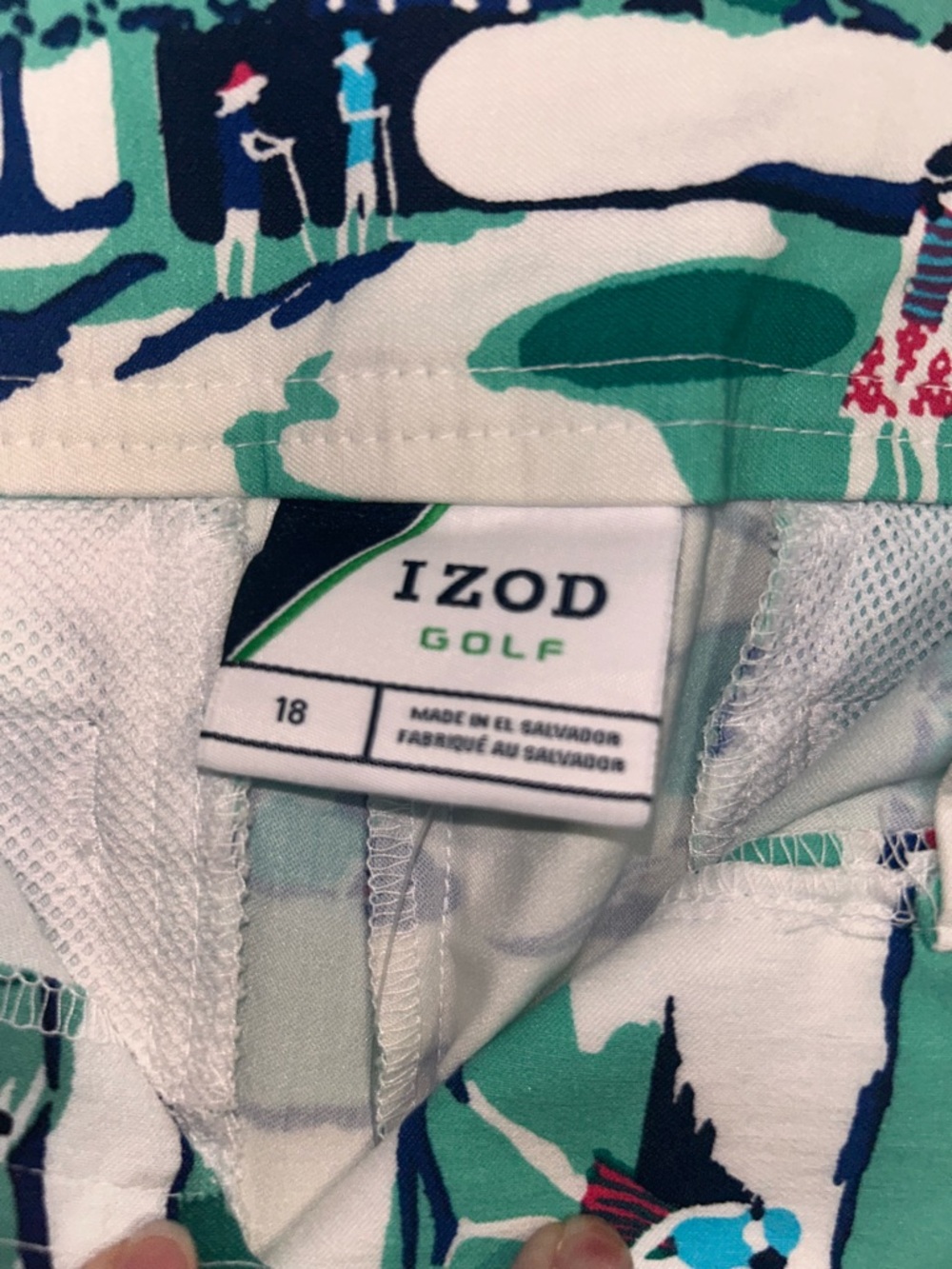 Izod White Golf-Scene Print Skort with Green and Navy Accents - Picture 3 of 6